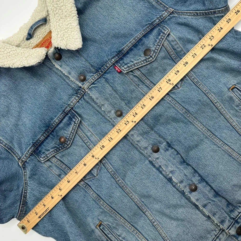 Levis Mens XL Sherpa Lined Denim Trucker Jacket Medium Wash Blue 16365-0044 READ - Picture 4 of 13